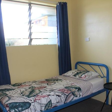 Jjs Backpackers Hostel แคนส์ ภายนอก รูปภาพ